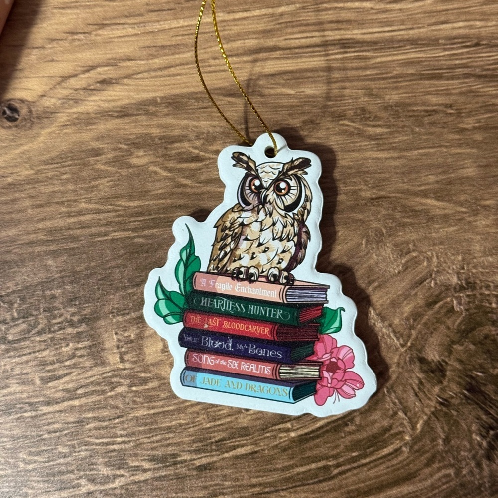 Owlcrate Exclusive Ozwald’s Ornament | December 2024 Box | Owl & Books